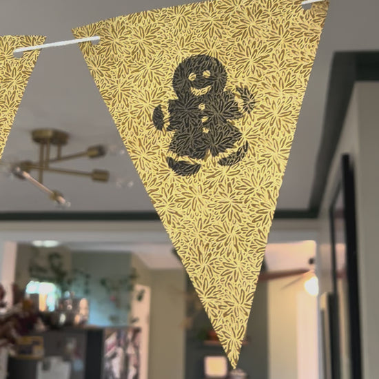 Christmas Bunting with Gingerbread and Christmas Trees