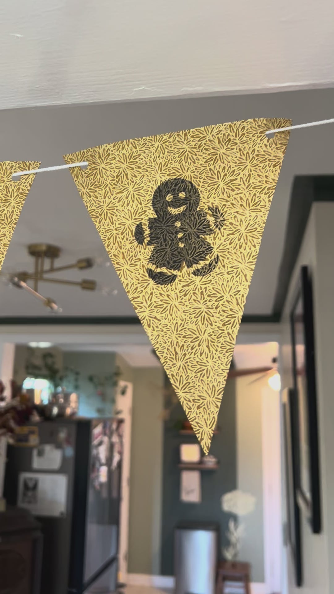 Christmas Bunting with Gingerbread and Christmas Trees